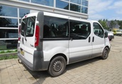 Renault Trafic  2.5 dCi T29 L1H1 9 osobowy 2