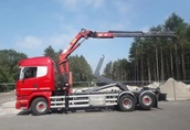 HAKOWIEC 6x2 z dzwigiem Scania