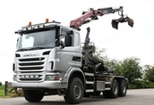 Hakowiec 6x6 z dzwigiem SCANIA G 400 1